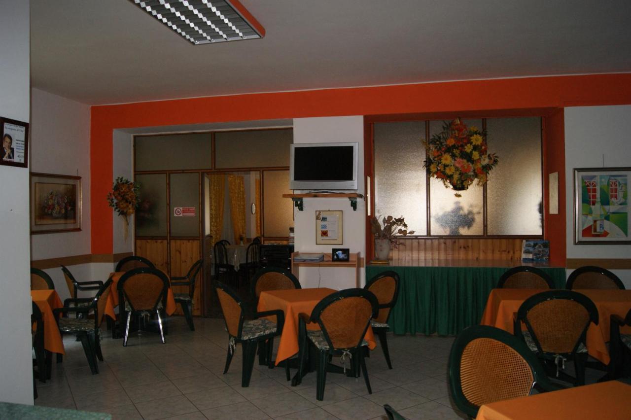 Bognanco Albergo Ristorante Pace מראה חיצוני תמונה