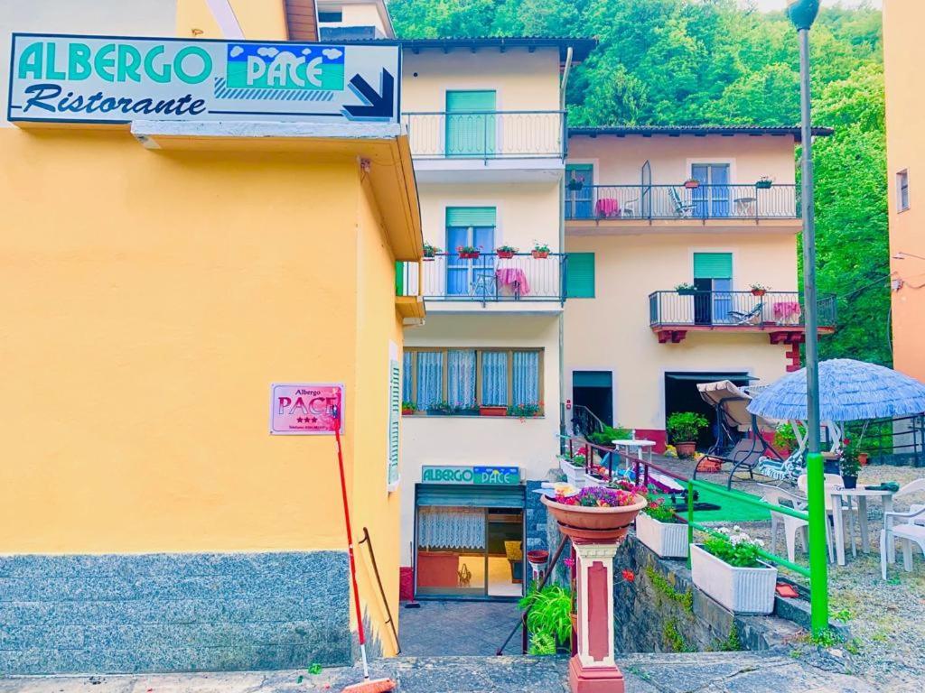 Bognanco Albergo Ristorante Pace מראה חיצוני תמונה